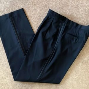STAFFORD CLASSIC FIT MENS BLACK DRESS PANTS WITH PLEATED FRONT
